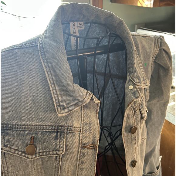 Grace & Karma Women's Puff Sleeve Denim Jacket, Size Medium, Light Wash - Picture 2 of 6